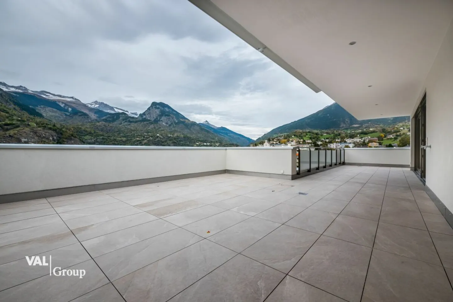 Appartement penthouse de haute qualité avec belle vue - Photo 9 sur 11
