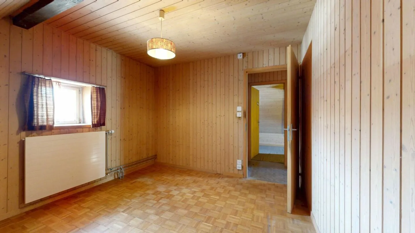 Casa con molto spazio utile, fascino e potenziale - Foto 10 di 13