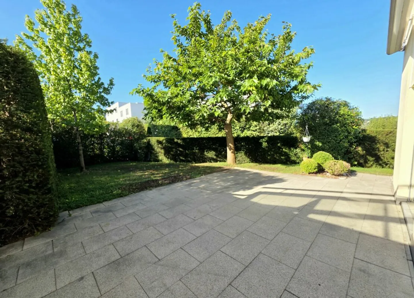 Your new family happiness, spacious 5.5 room corner house with private garden! - Photo 8 of 13