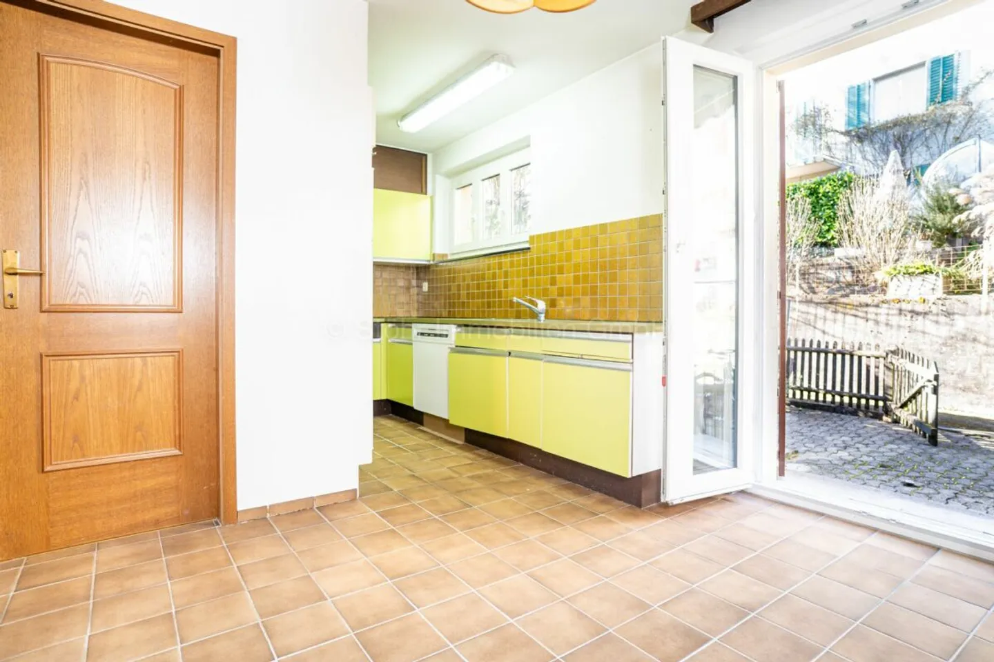 Charmantes Mittelhaus mit Potenzial - Foto 5 von 13