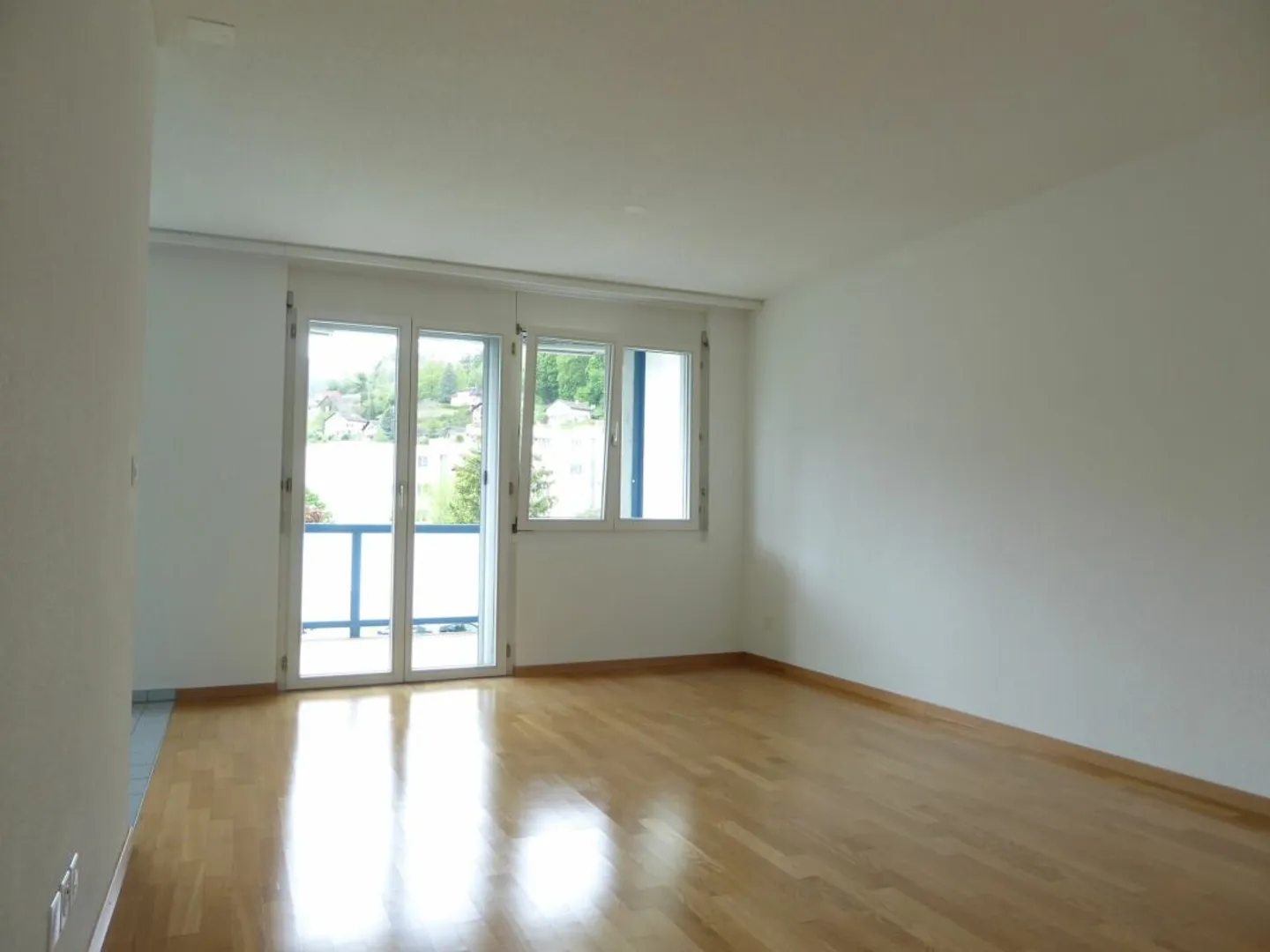 Attractive living in a quiet and central location - Photo 6 of 13