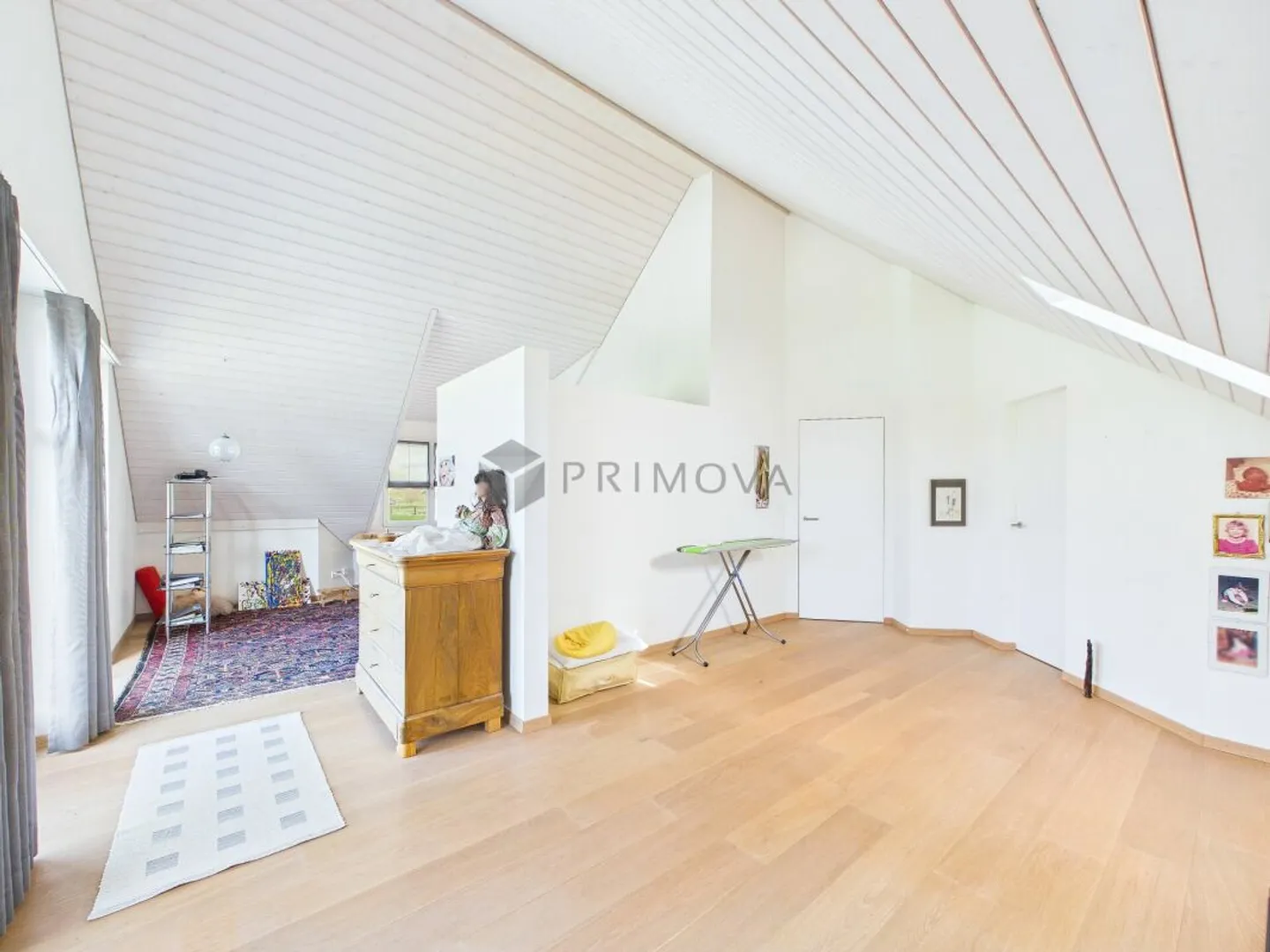 Stilvolles Einfamilienhaus in ruhiger Lage mit hohem Wohnkomfort - Foto 8 di 13