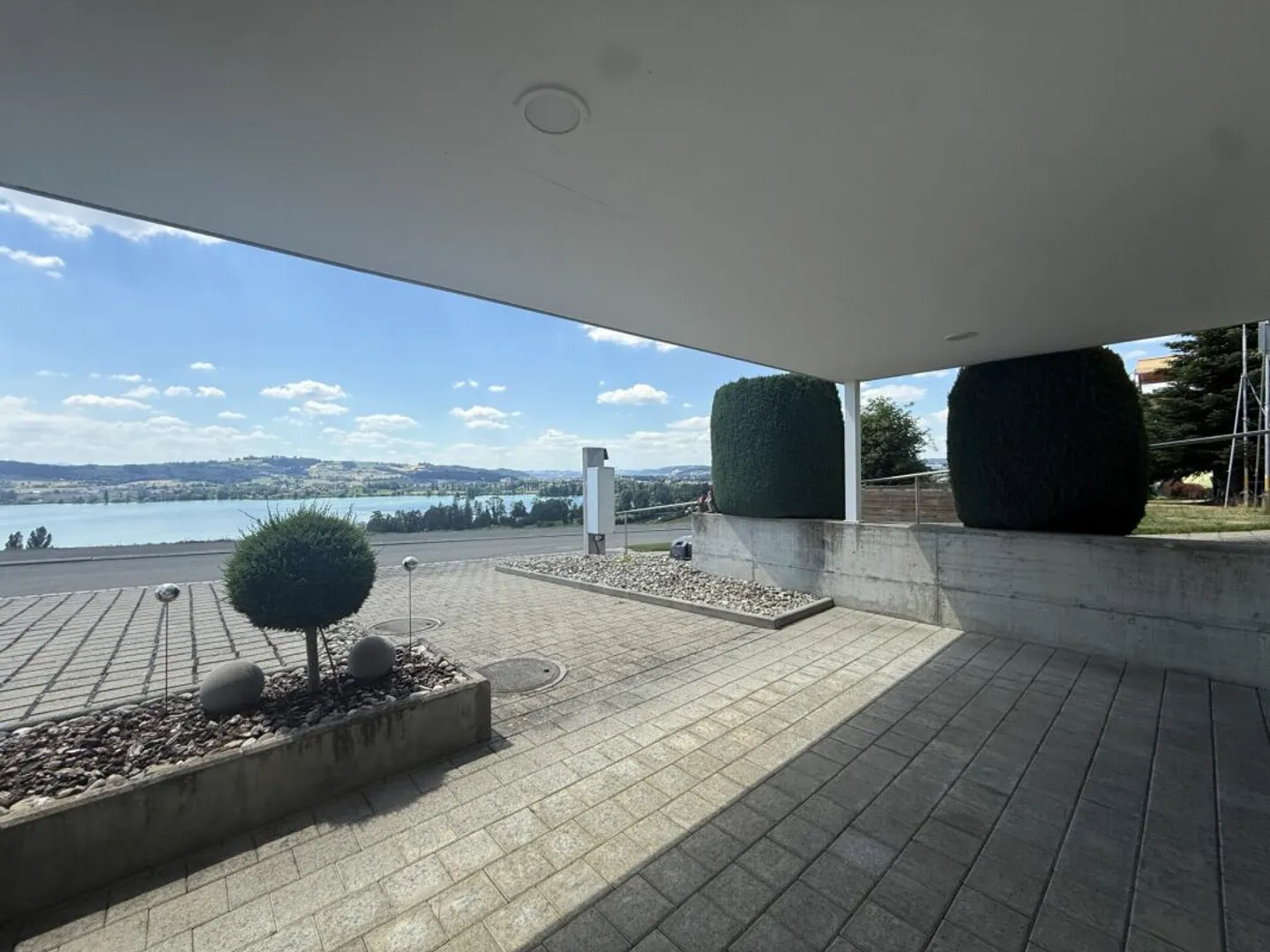 Studio avec vue sur le lac - Photo 1 sur 5