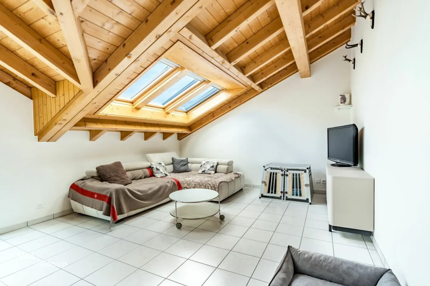 Character, Light and Mountain View: 4½-room attic apartment in the center of Visp - Photo 1 of 13