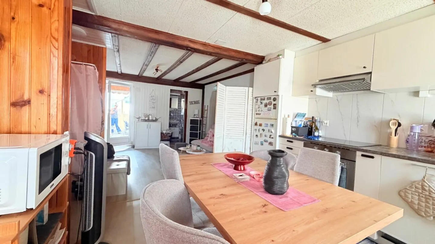 Appartement de 2,5 pièces en duplex avec grande terrasse - Photo 11 of 13