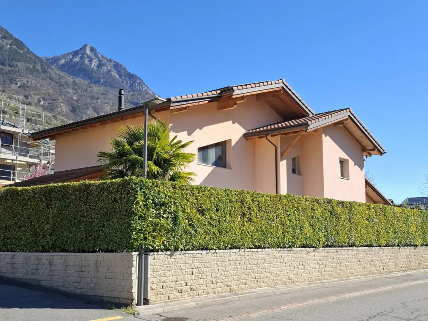 Magnifique Villa à Fully - Photo 1 sur 13