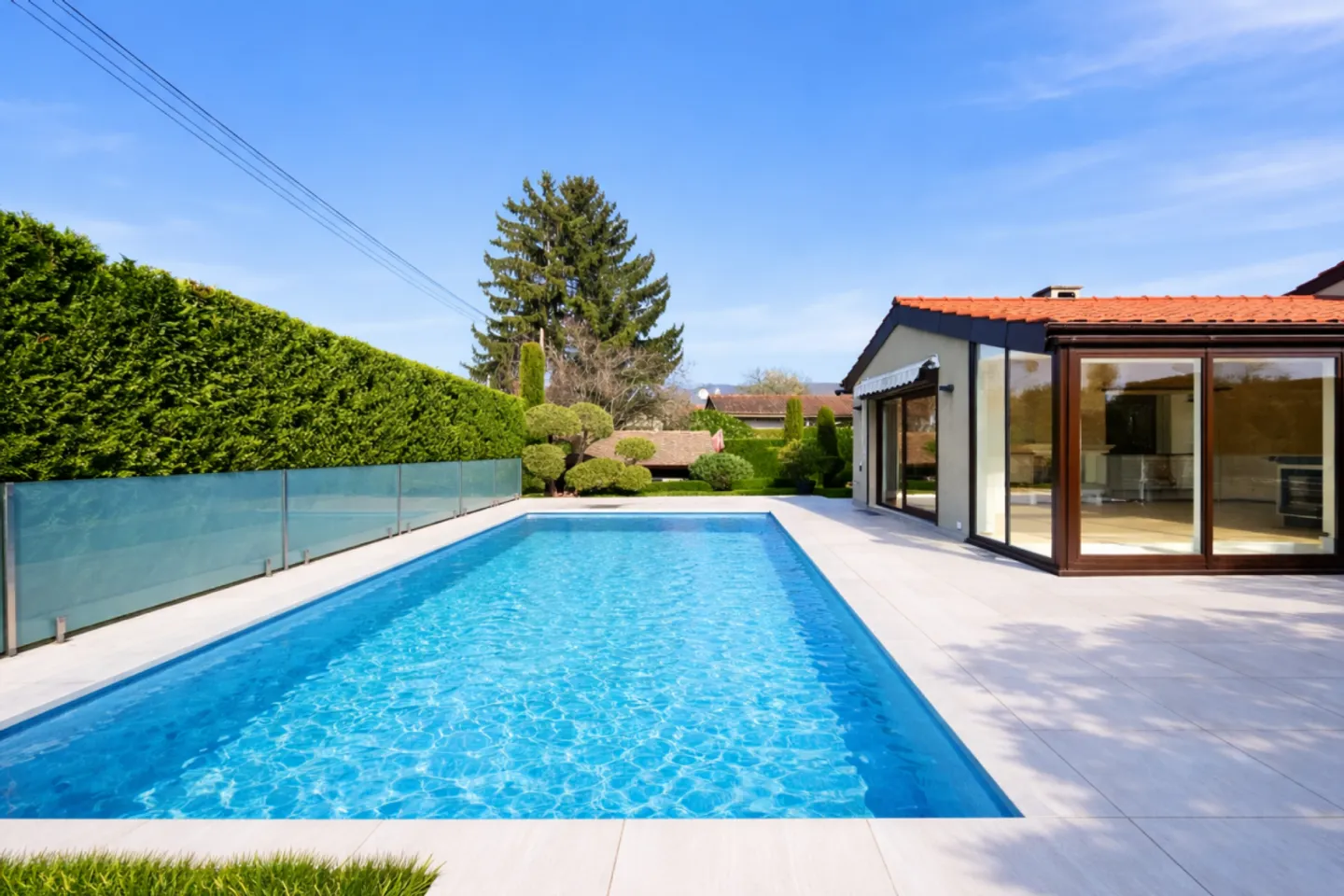 Incantevole villa indipendente con piscina a Chavannes-des-Bois - Foto 1 di 13