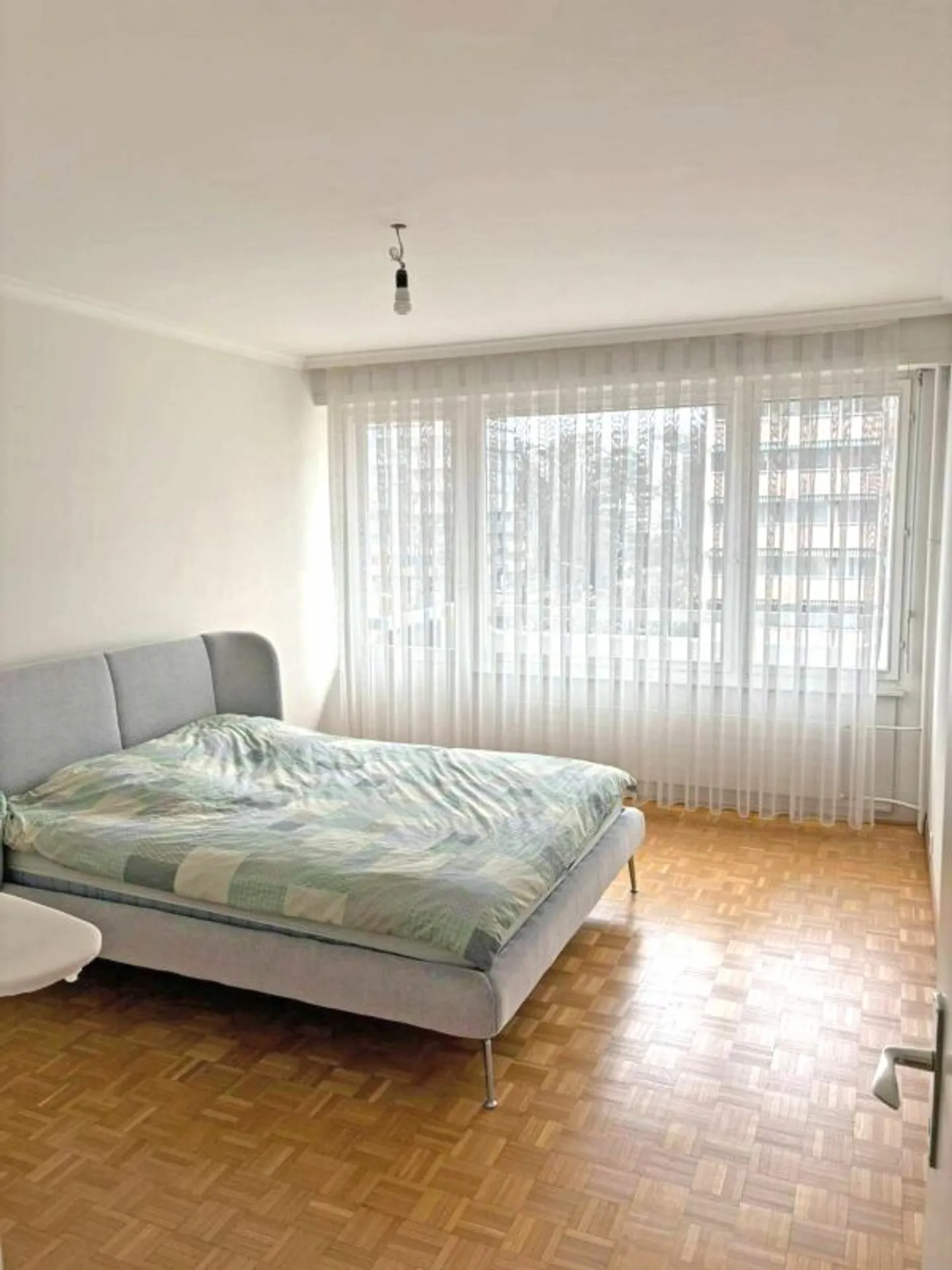 Beautiful apartment in the heart of Champel facing Parc Bertrand - Photo 4 of 9