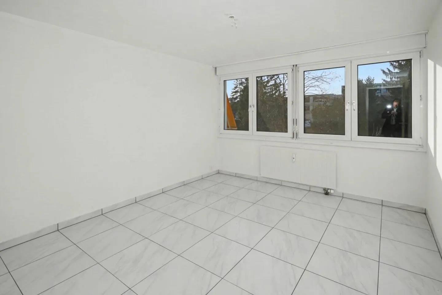 Renovated 3-room apartment in Reinach - Photo 4 of 7