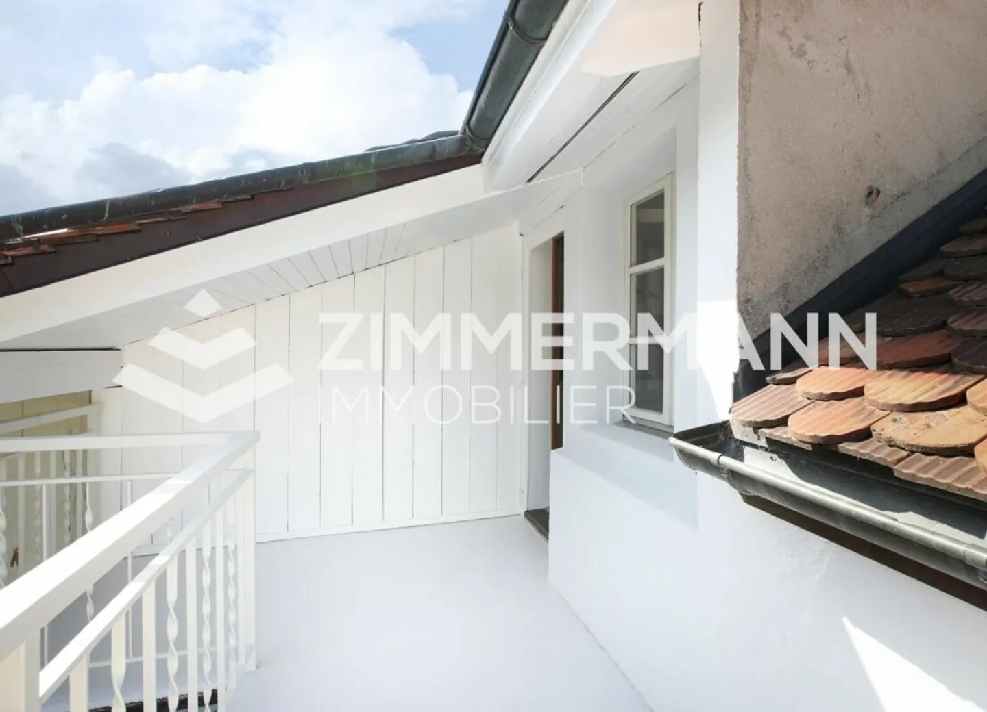 Charming flat with private entrance - Photo 1 of 7