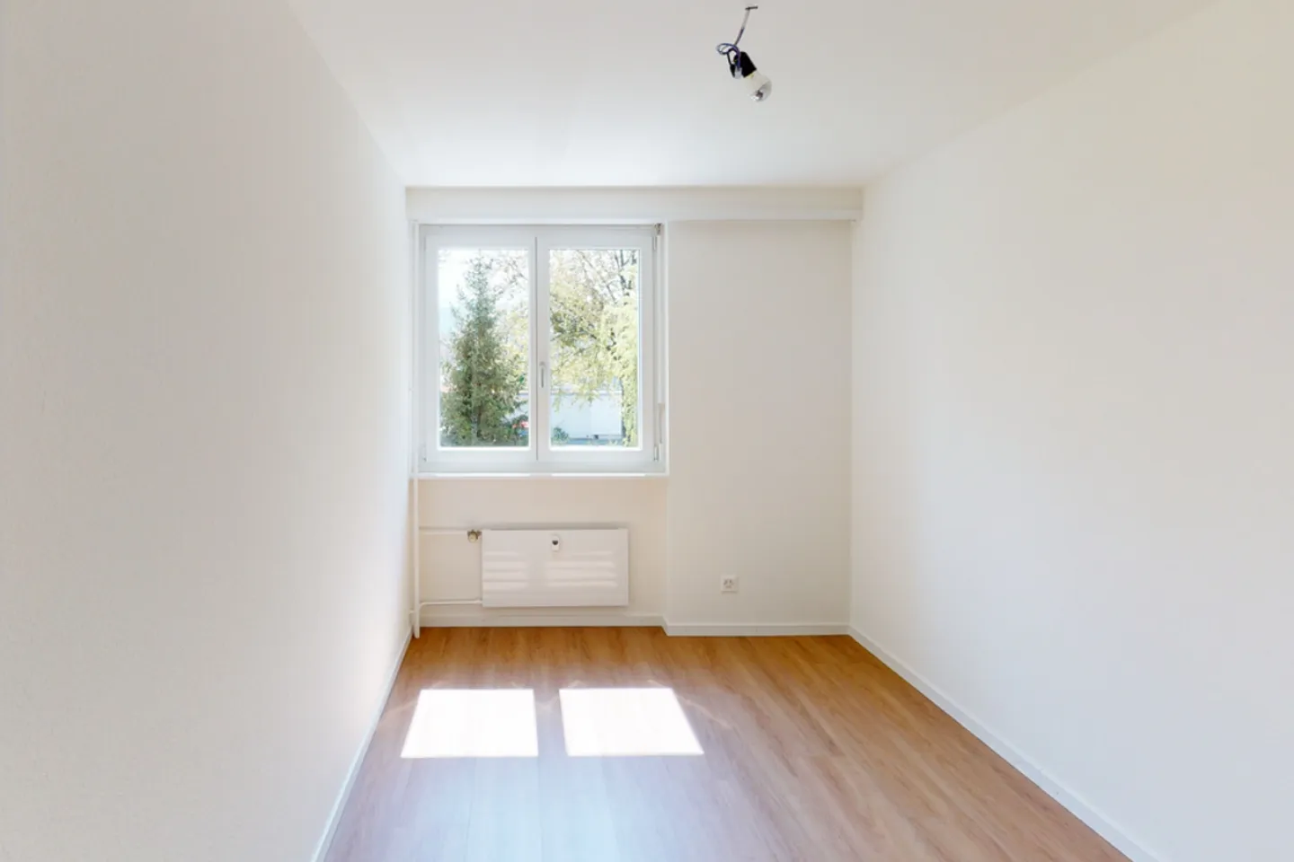 Living in a quiet location - Photo 10 of 10