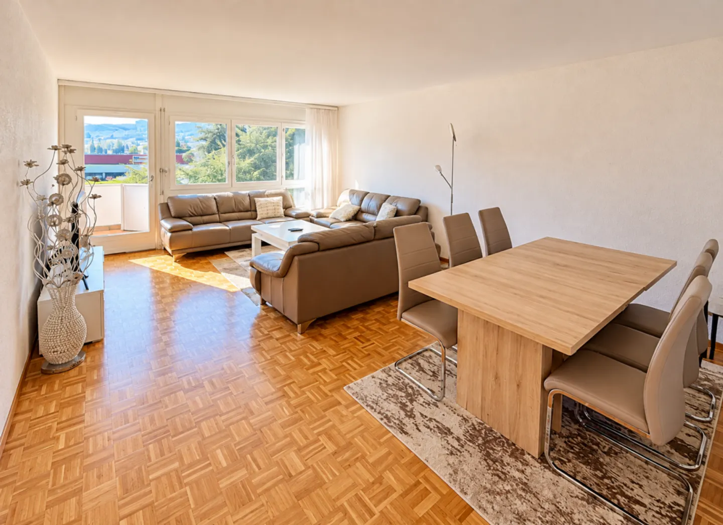 5.5 Room Apartment in Monthey - Photo 1 of 13