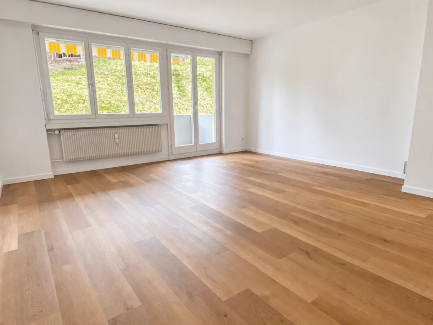 Geräumige und preiswerte 4.5 Zimmer-Wohnung - Photo 2 of 9