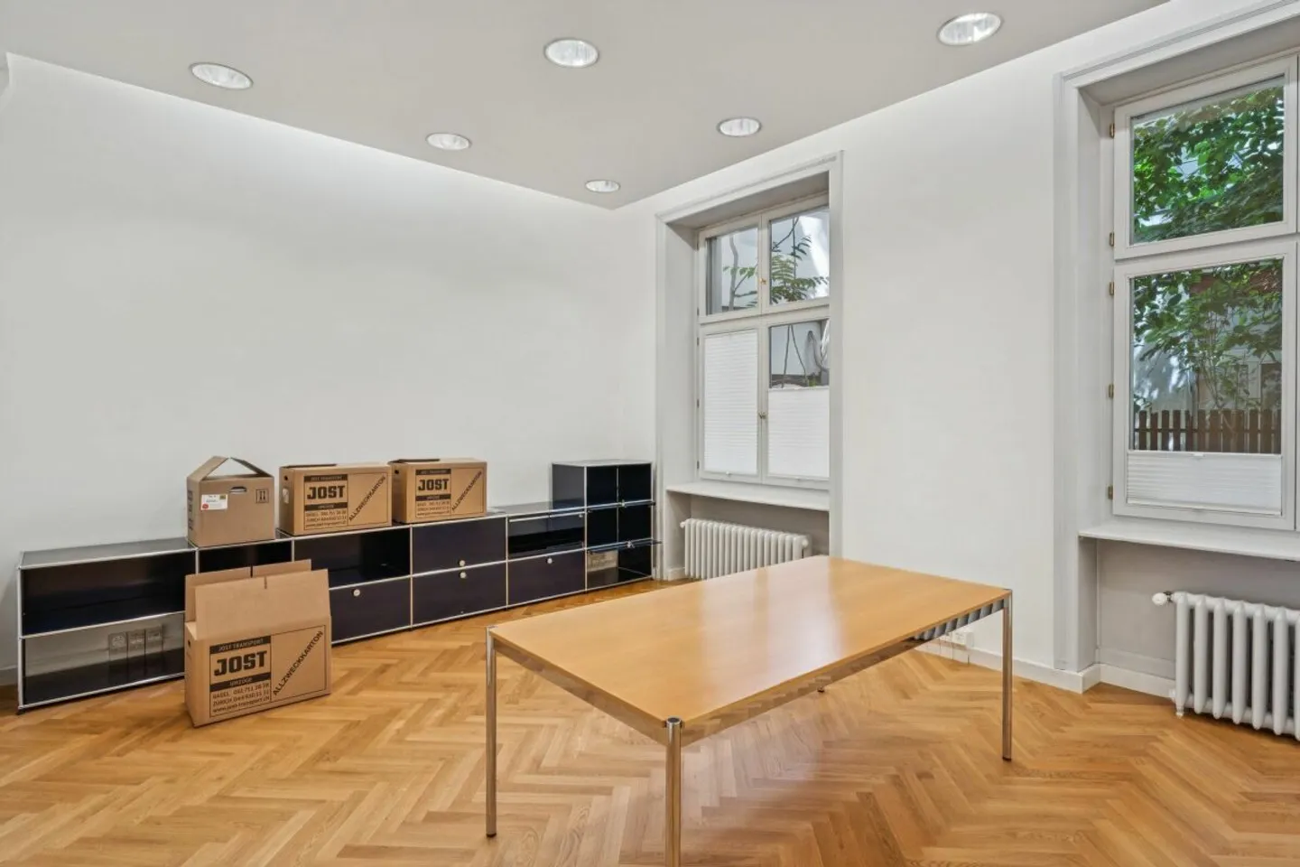 Residential and Commercial Building on Aeschenplatz - Invest in the Heart of the City - Photo 5 of 13