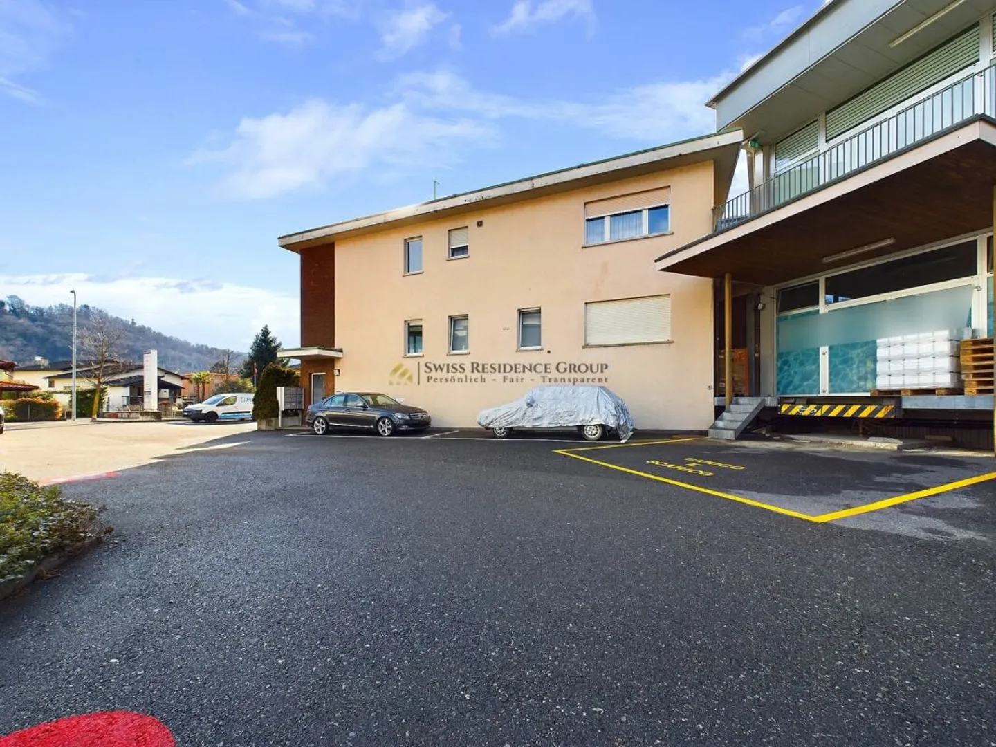 Residential and Commercial Property in Lamone - Investment Highlight in Optimal Location! - Photo 2 of 8