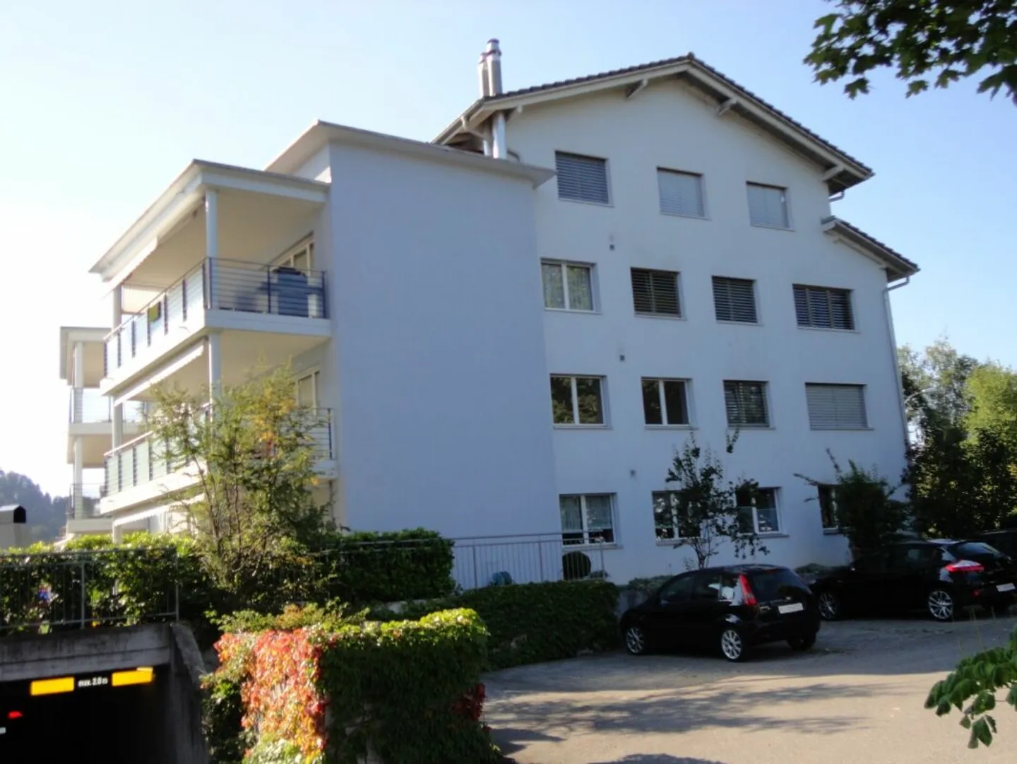Vivere in uno standard di proprietà con questo spazioso appartamento di 4,5 stanze - Foto 10 di 11
