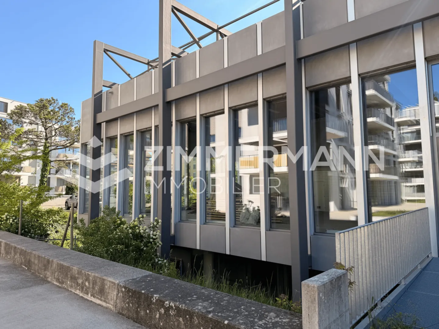 Commercial space on the ground floor 525m2 - Photo 7 of 13