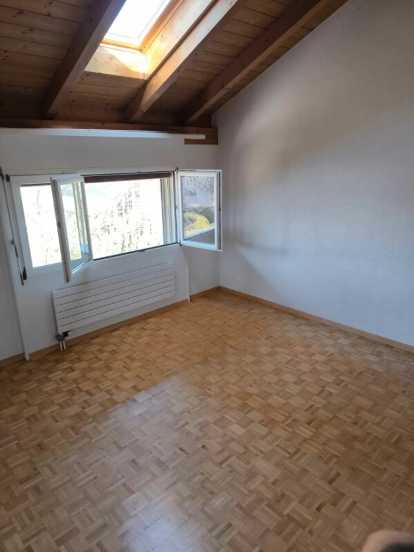 Ampio appartamento di 4,5 locali con galleria aggiuntiva - Foto 13 di 13