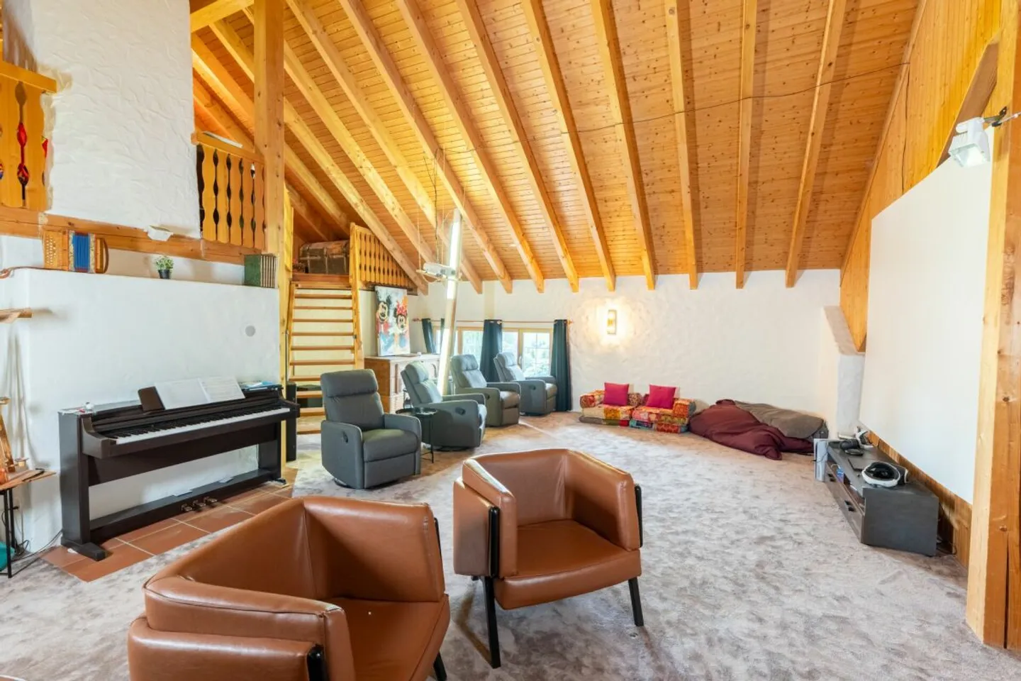 Maison appenzelloise rénovée très généreuse avec une intimité absolue - Photo 5 sur 6