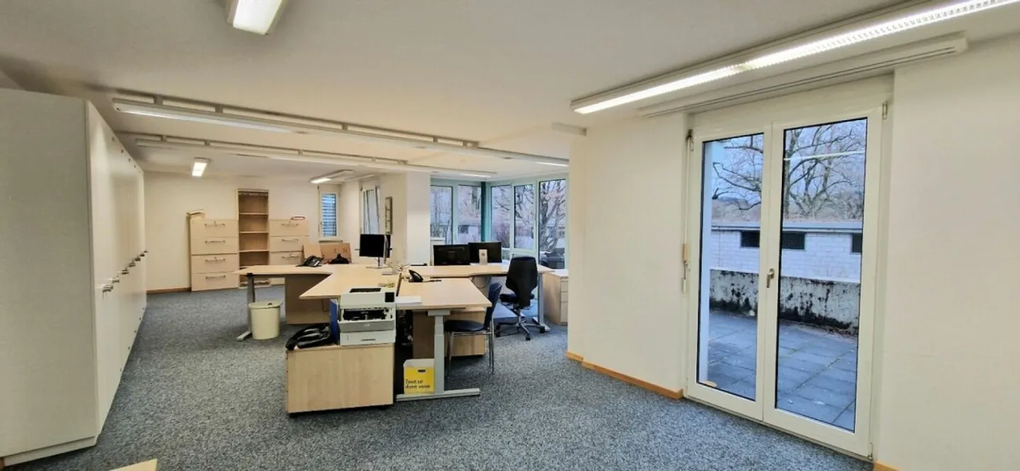 Votre futur nouveau lieu de travail à Wil SG ! - Photo 3 sur 6