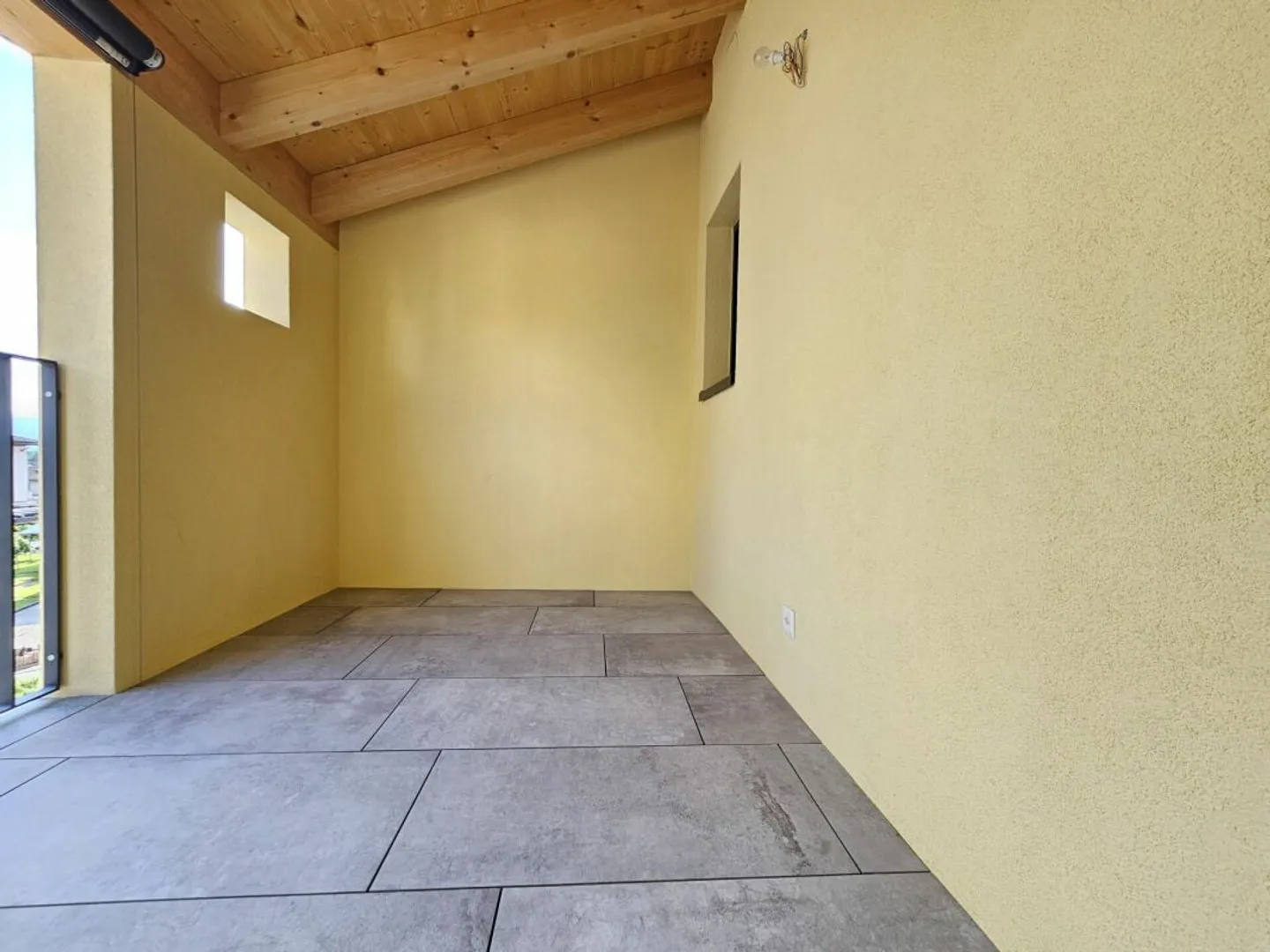 GORDOLA - Appartement mansardé de 3,5 pièces - Photo 7 sur 12