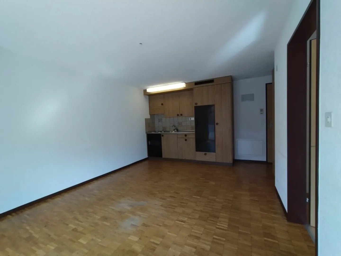 Cozy 2-room apartment in a quiet neighborhood - Photo 7 of 9