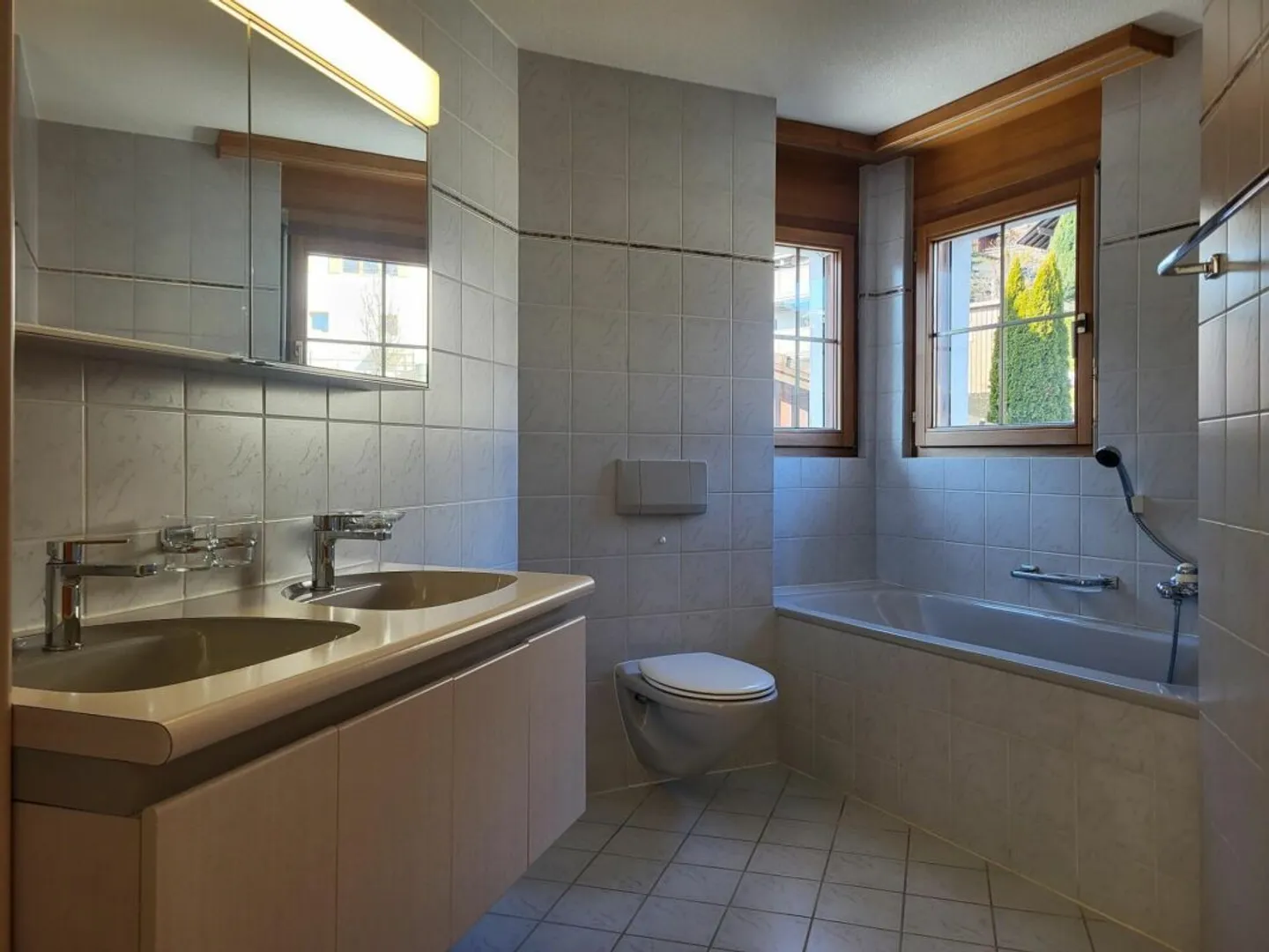 Attractive apartment with fireplace - Photo 10 of 12