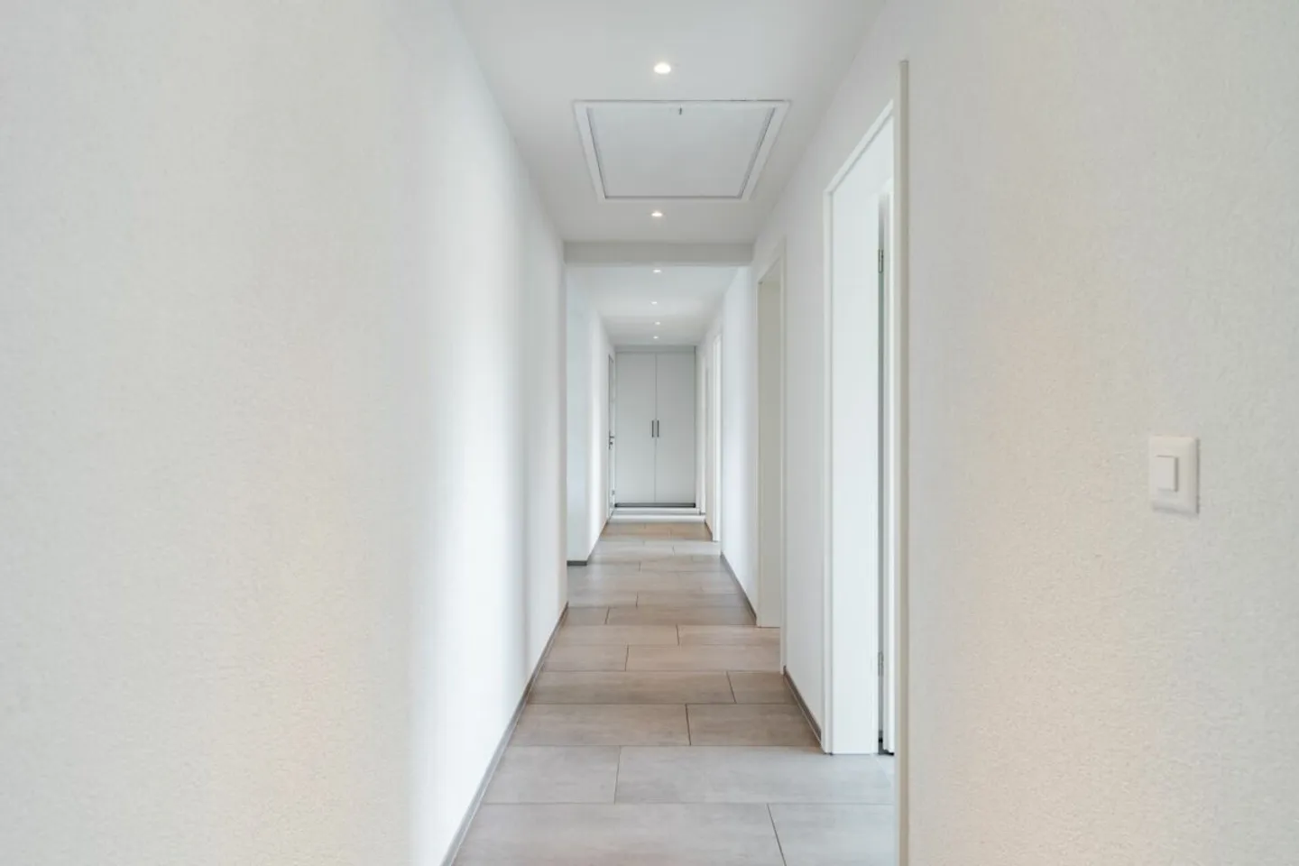 Modernes Apartment mit Wintergarten - Foto 9 von 13