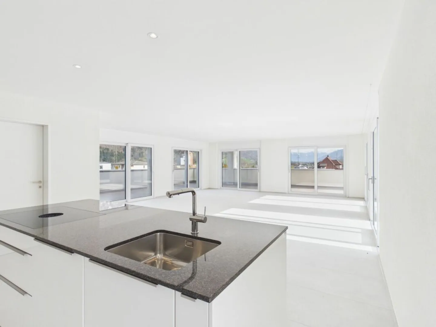 Einmalige Attika-Kaufgelegenheit - 197 m² Panoramaterrasse &amp; 2 TG-Plätze inklusive - Foto 11 di 13