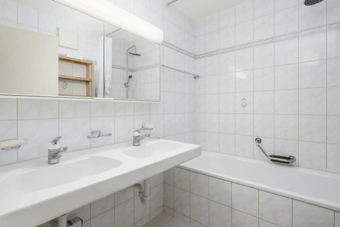 Gepflegte 3.5-Zimmer Wohnung mit zwei Balkonen - Photo 7 of 10