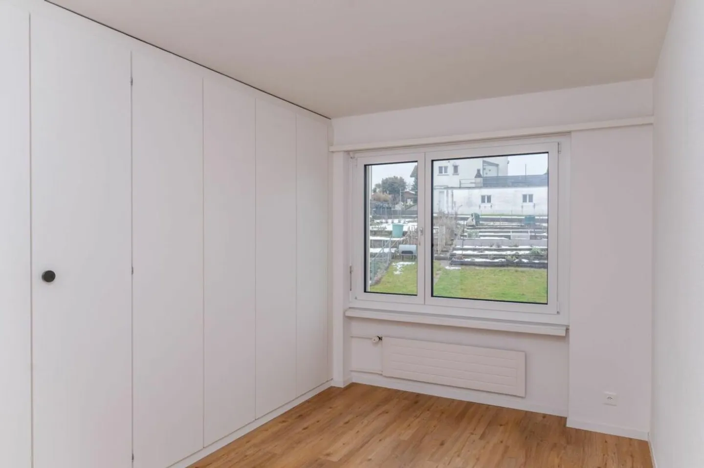 A retreat with residential quality - Photo 9 of 13