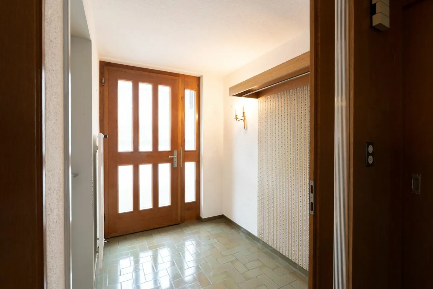 Charmantes Haus mit Werkstatt - Foto 3 von 13