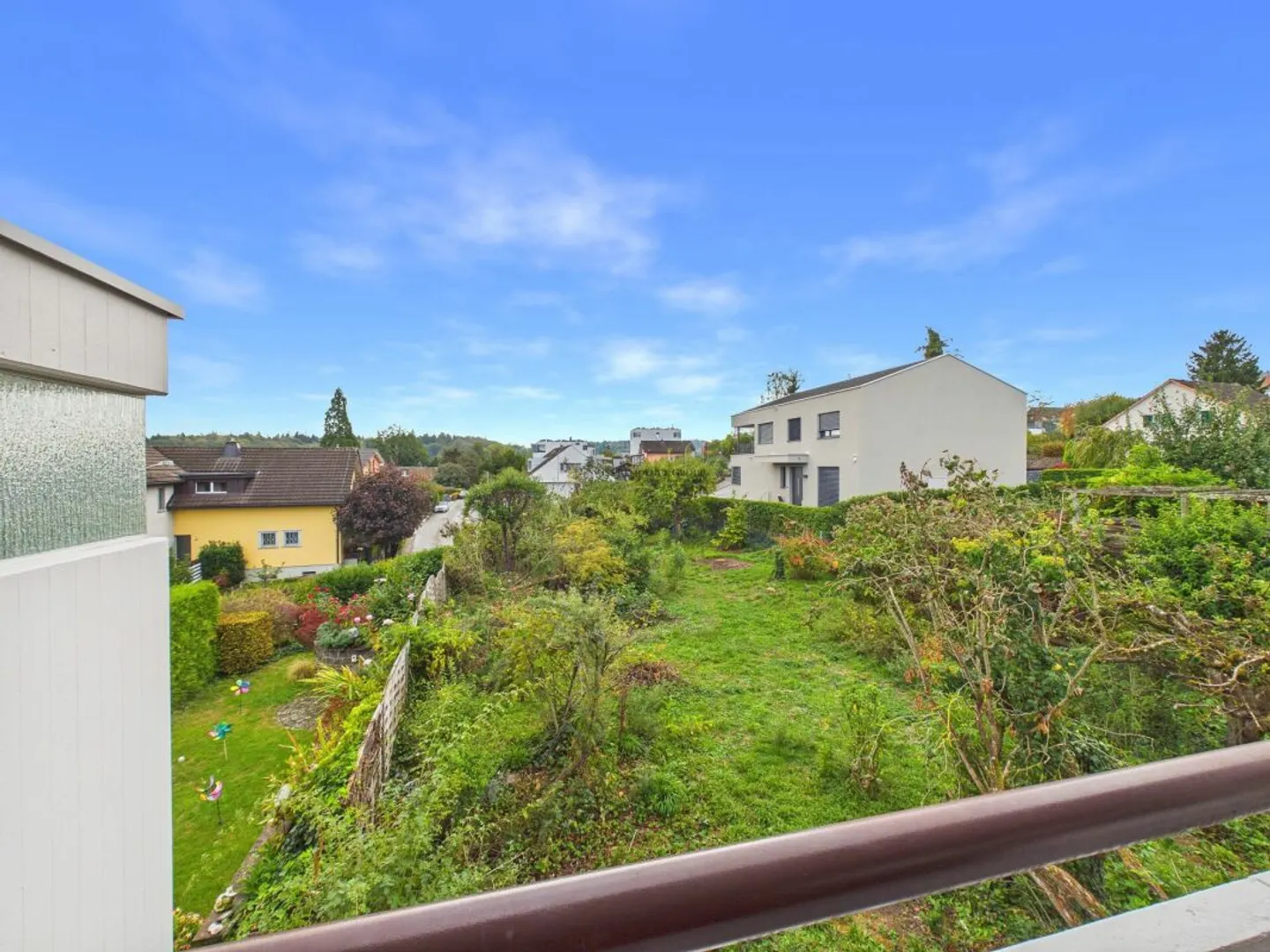 Charming Corner House with Garden Paradise - Photo 12 of 13