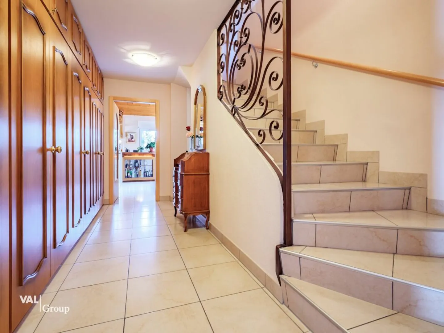 Geräumiges Penthouse-Duplex in einer kleinen Residenz nur wenige Schritte vom Golfplatz entfernt - Foto 6 von 13