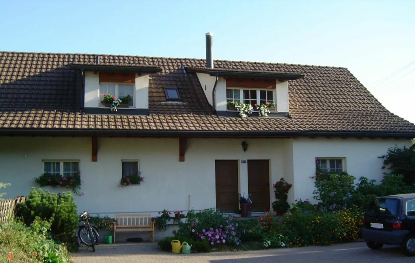 Charming Garden Apartment - Photo 1 of 8