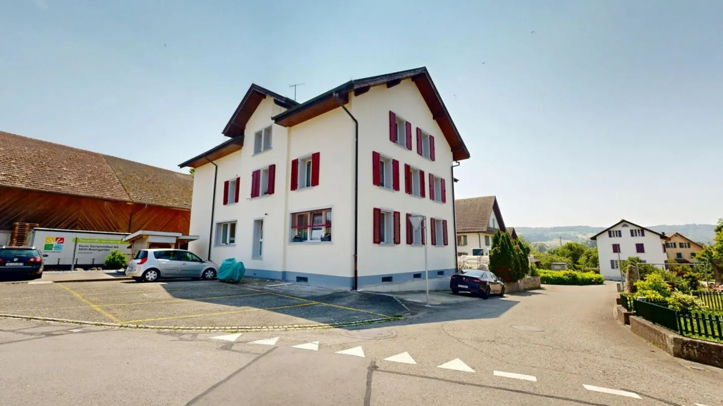 Cozy 3-room apartment in a quiet location - Photo 1 of 11