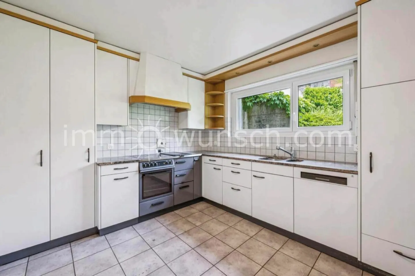 Die Gelegenheit: 6-Zi. Einfamilienhaus (BEFRISTET) zu vermieten - Photo 5 of 13