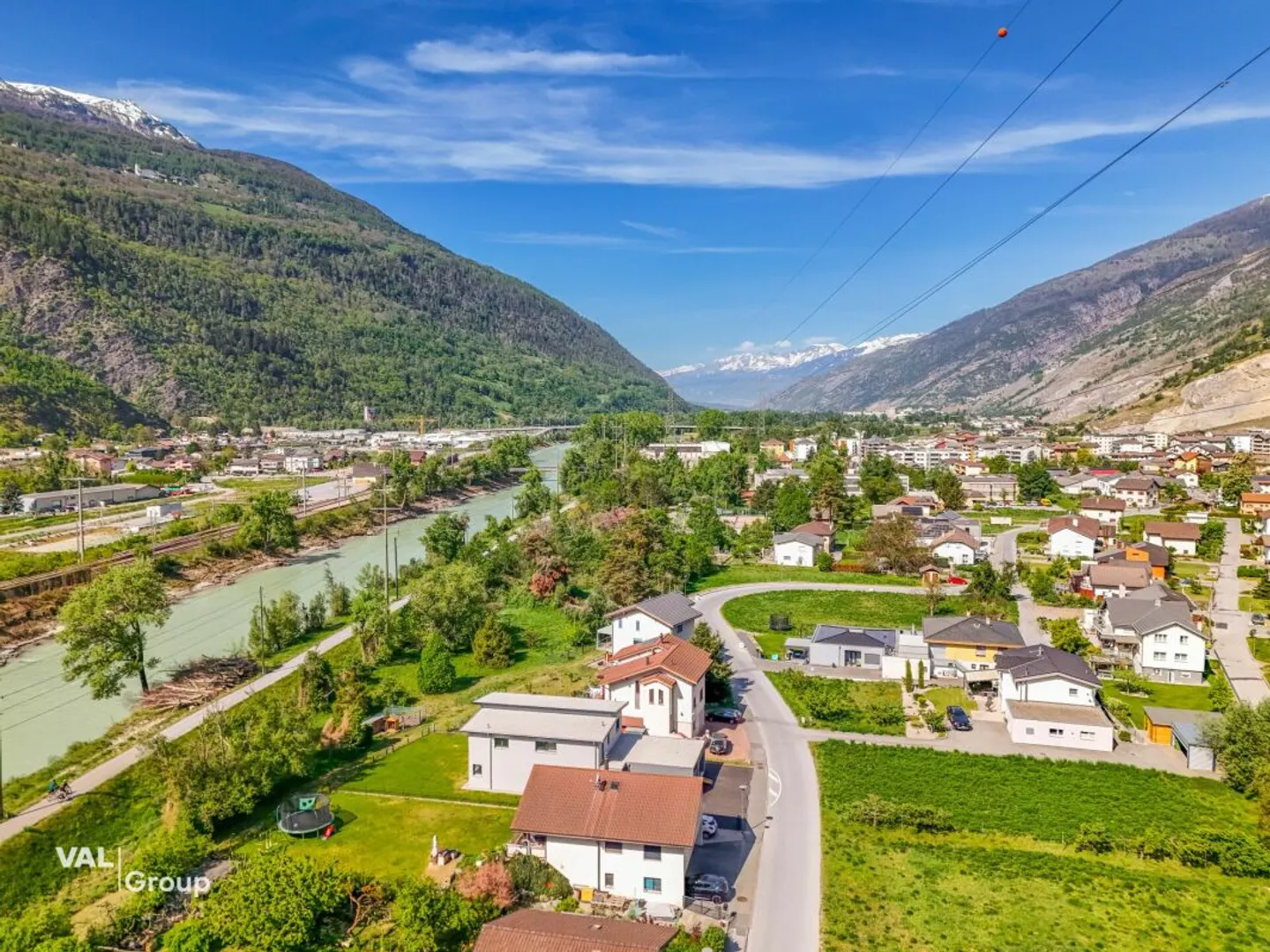Stylishly renovated 4.5-room apartment in a quiet location in Raron - Photo 12 of 13