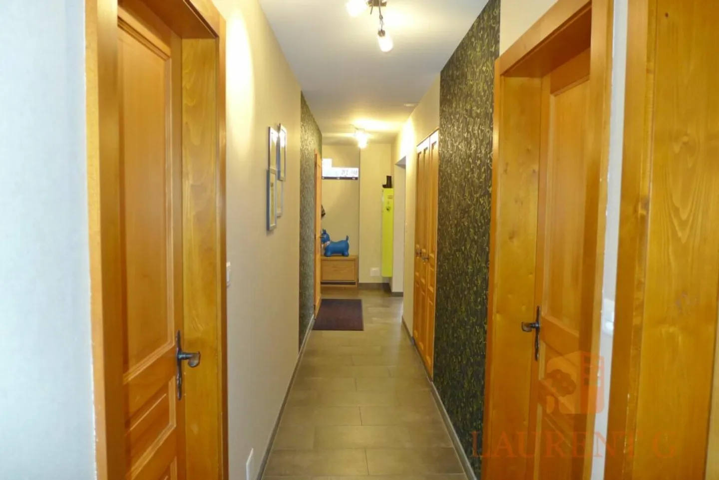 Charming 4.5 Room Apartment - Photo 6 of 13