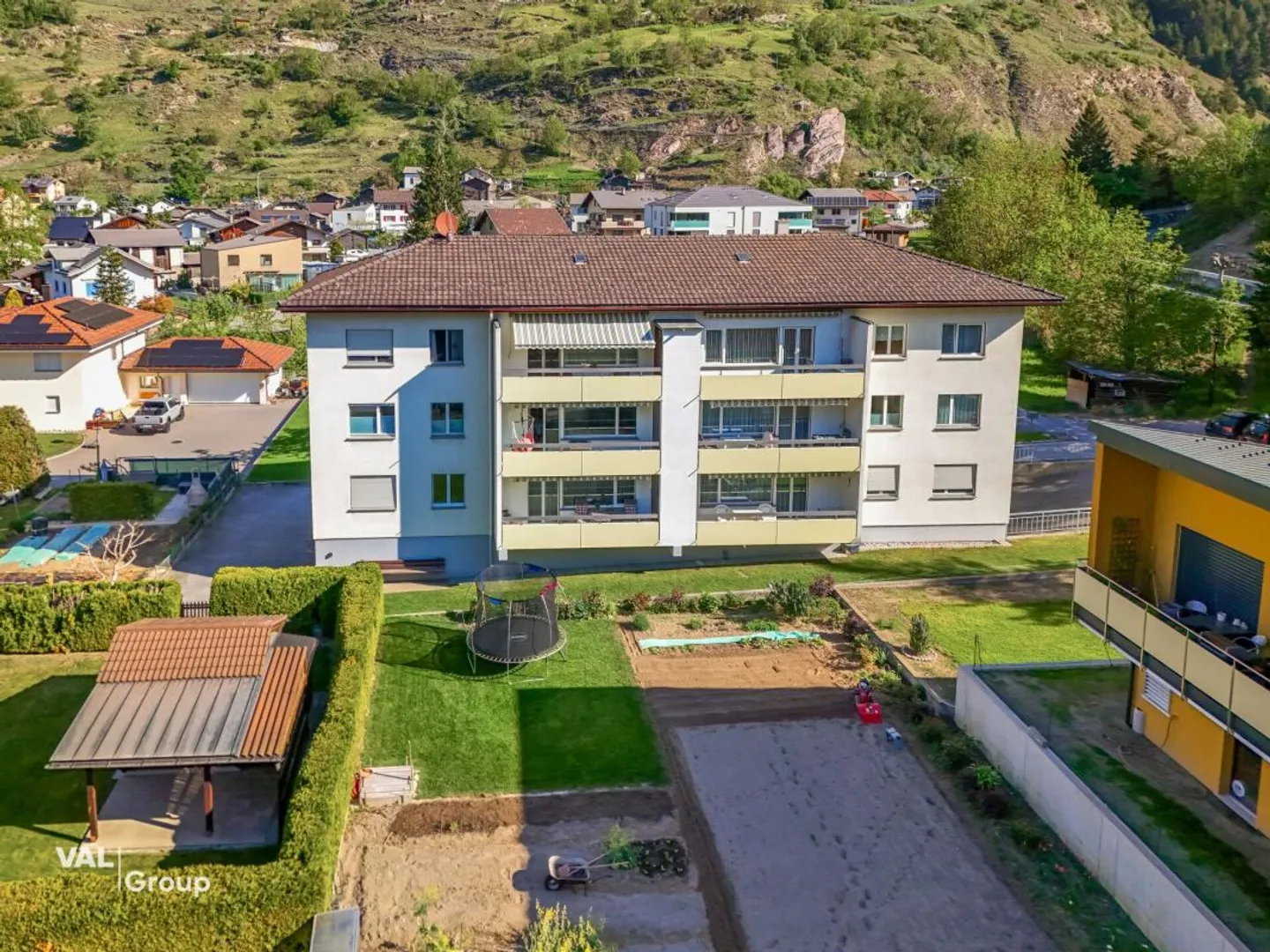 Appartement moderne de 4,5 pièces à Baltschieder - Photo 1 sur 13