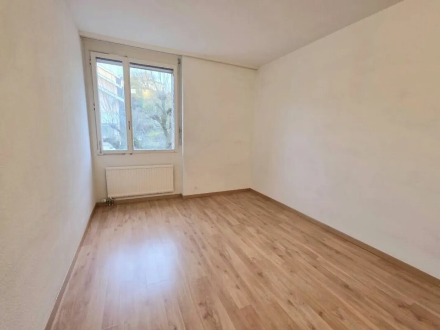 Paradise familial spacieux ! 5,5 pièces dans un emplacement ensoleillé à Adligenswil - Photo 8 sur 13