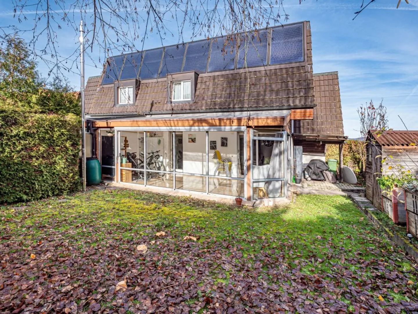 Maison jumelée charmante avec potentiel - Photo 8 sur 9