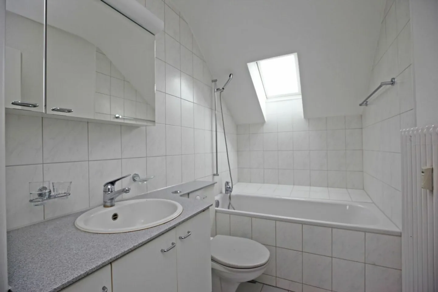 Appartement spacieux de 3,5 pièces près de la gare - Photo 9 sur 9