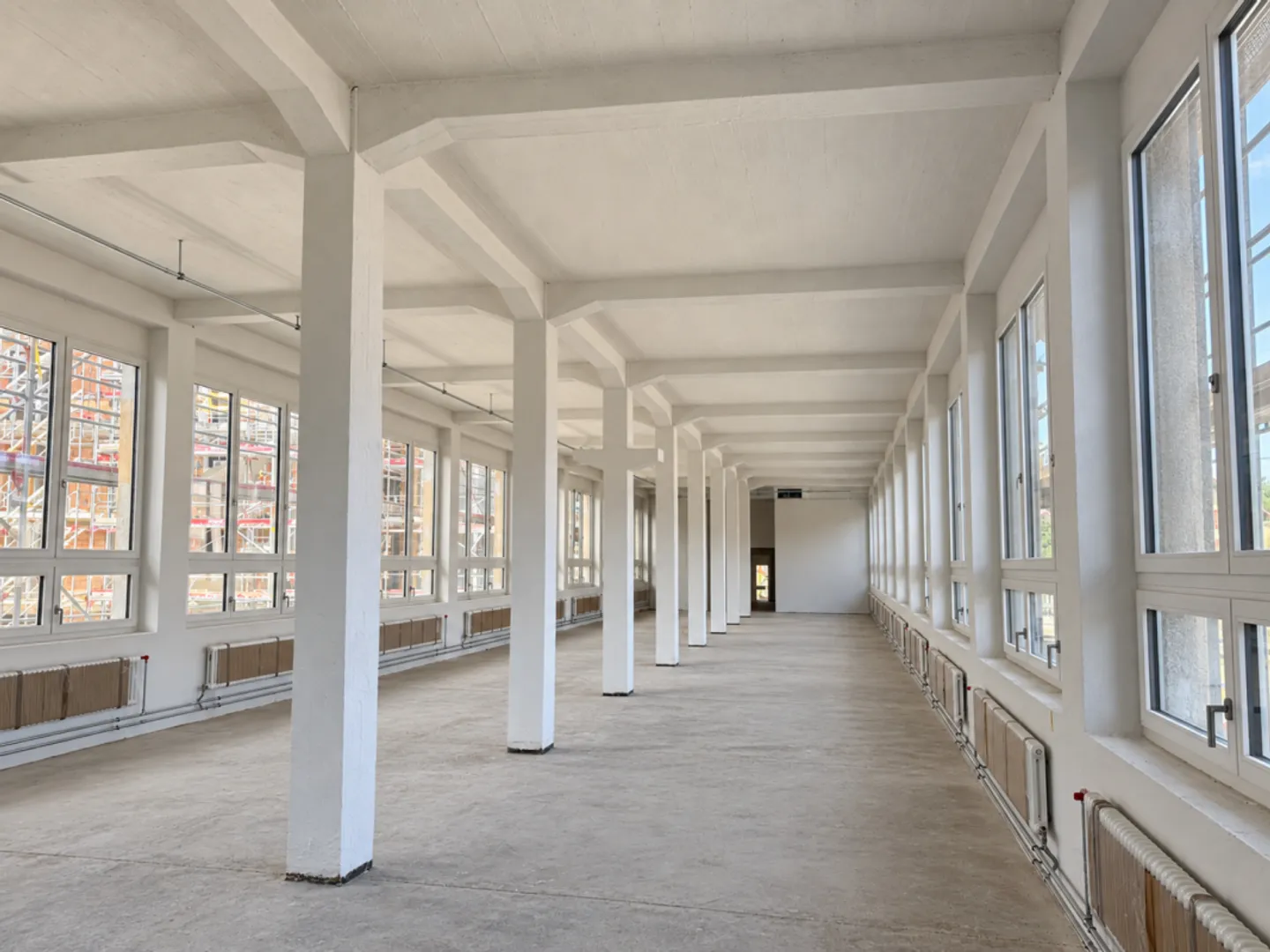 Spazio commerciale moderno con un fascino storico - Foto 2 di 8