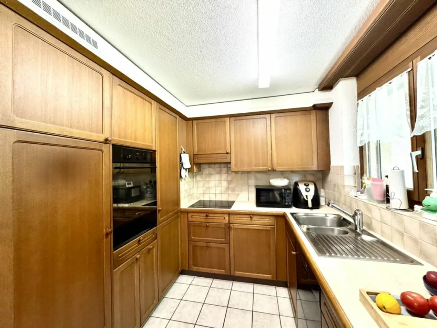 Cozy 3.5 Room Apartment - Photo 7 of 13