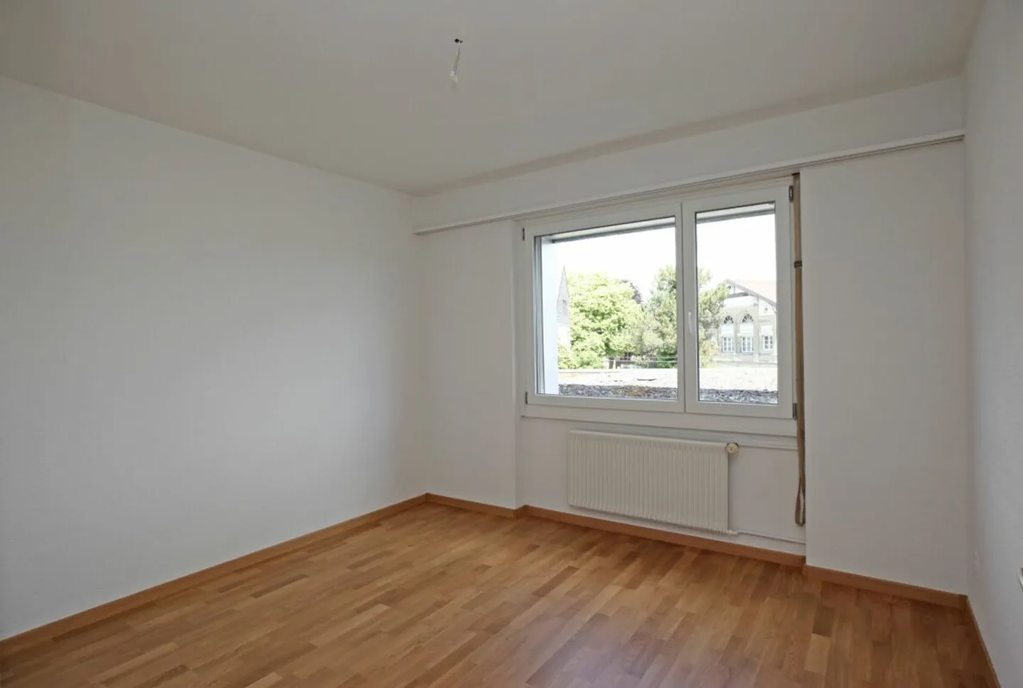 Appartement 3.5 pièces fraîchement rénové à Münchenbuchsee - Photo 3 sur 6