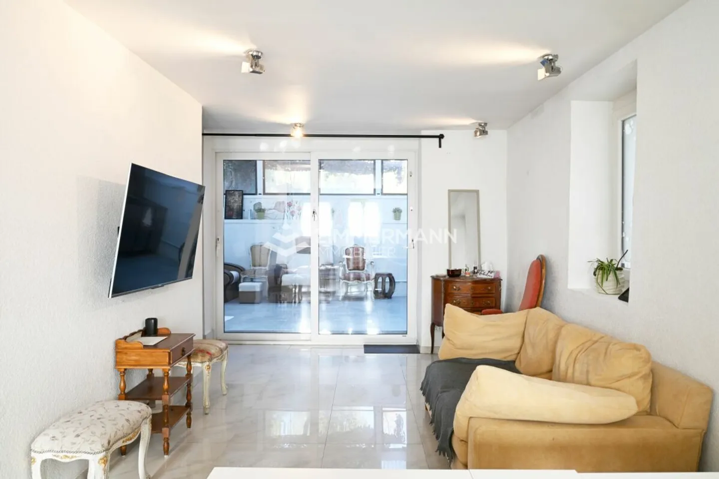 Spaziosa casa con veranda, giardino e dependance - a pochi minuti da Ginevra - Foto 2 di 7