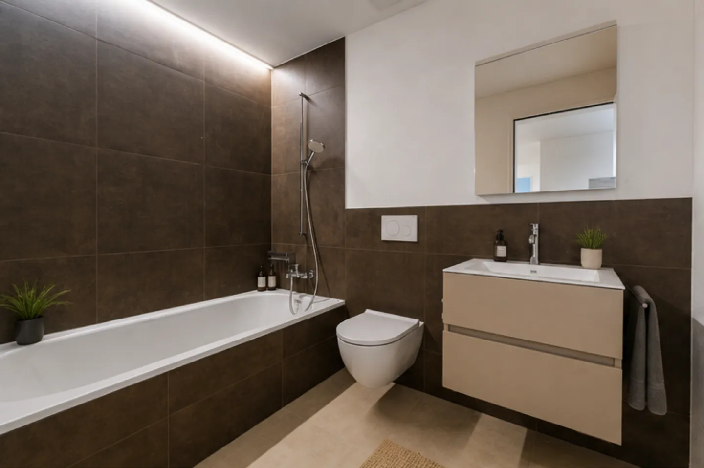 Luxuswohnung mit Seesicht - Foto 11 von 12