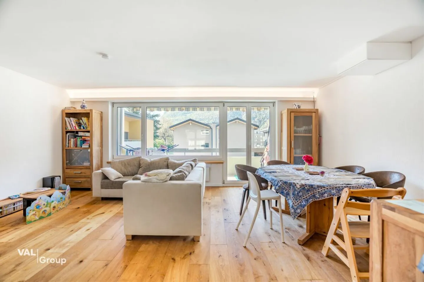 Appartement moderne de 4,5 pièces à Baltschieder - Photo 3 sur 13