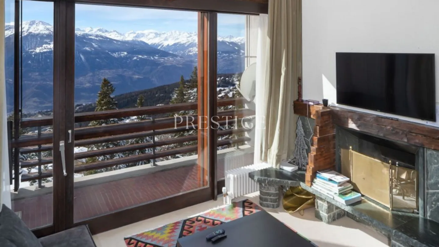 EXKLUSIVITÄT - Duplex-Wohnung 3½ Zimmer mit Südbalkonen und Panoramablick - Crans-Montana (Vermala) - Foto 3 von 13